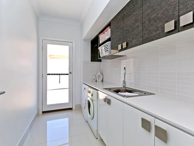 Thornlands Road, Thornlands